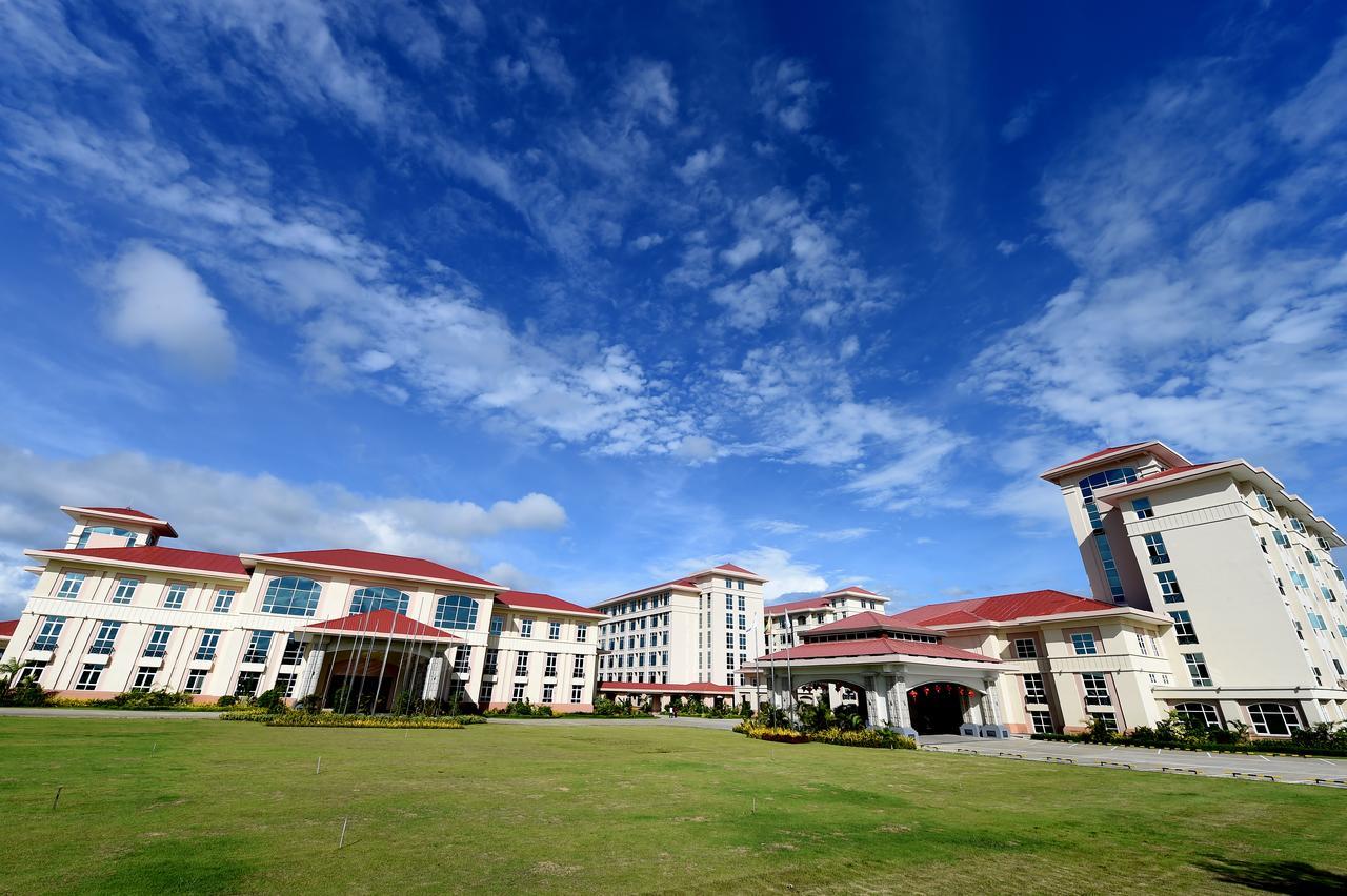 The Hotel Grand Ace Naypyidaw Esterno foto